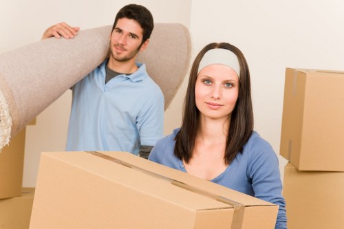 House removals and moving support in South Tottenham