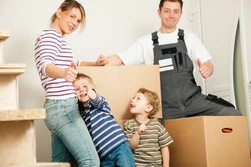Commercial moving van support for South Tottenham businesses